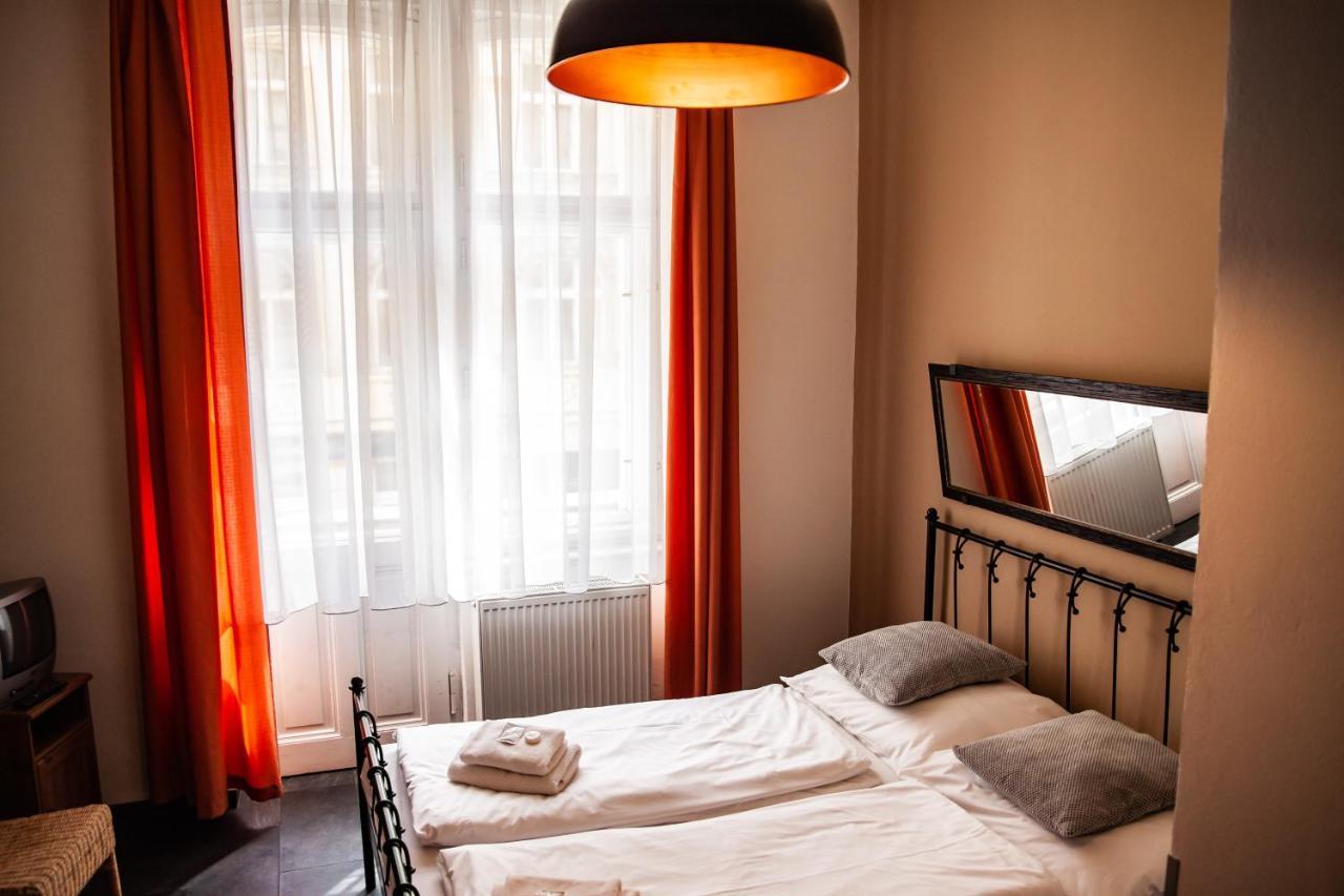 Hotel Sunflower Prague Extérieur photo