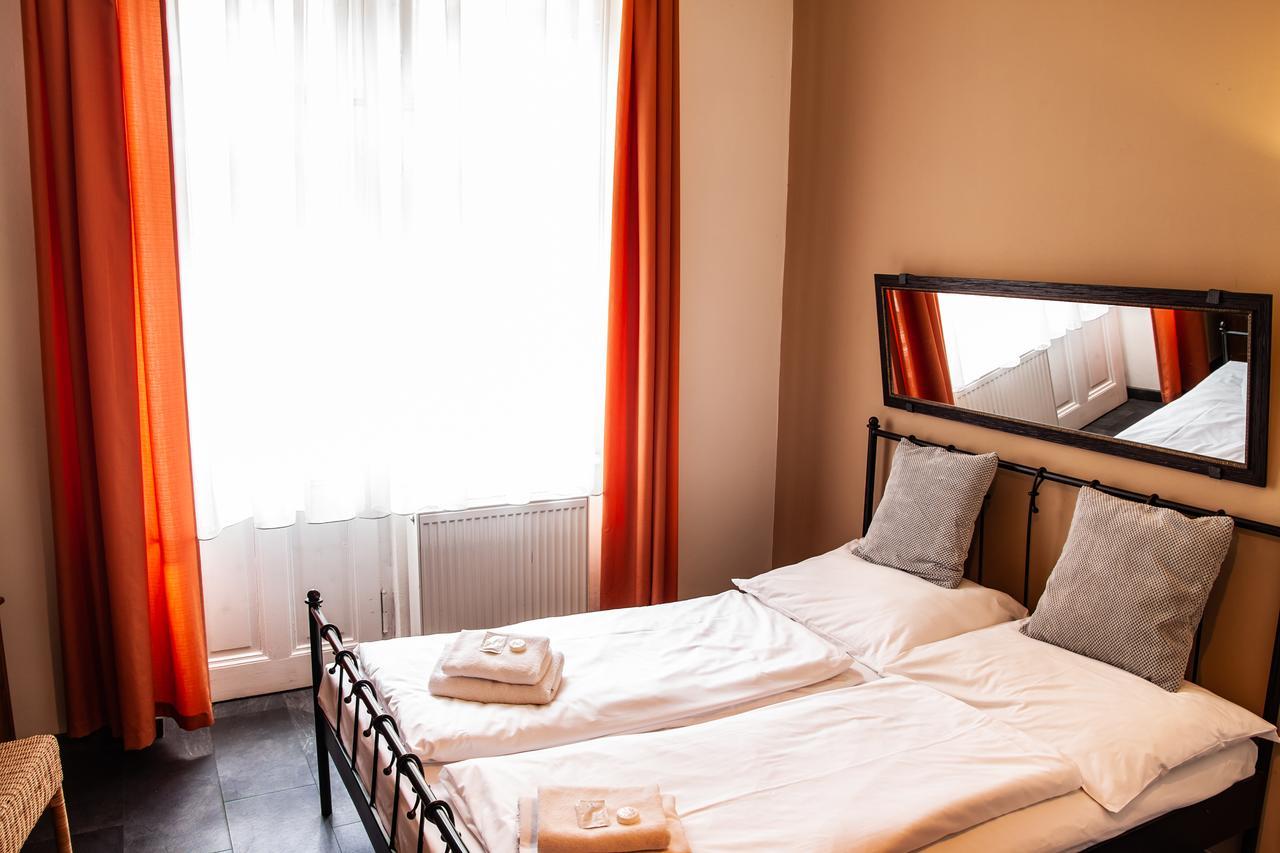 Hotel Sunflower Prague Extérieur photo