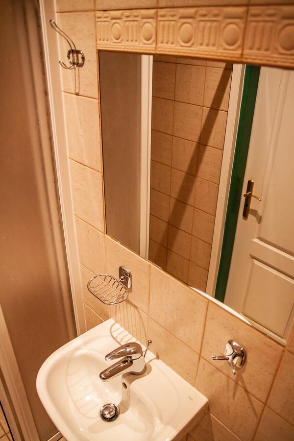 Hotel Sunflower Prague Extérieur photo