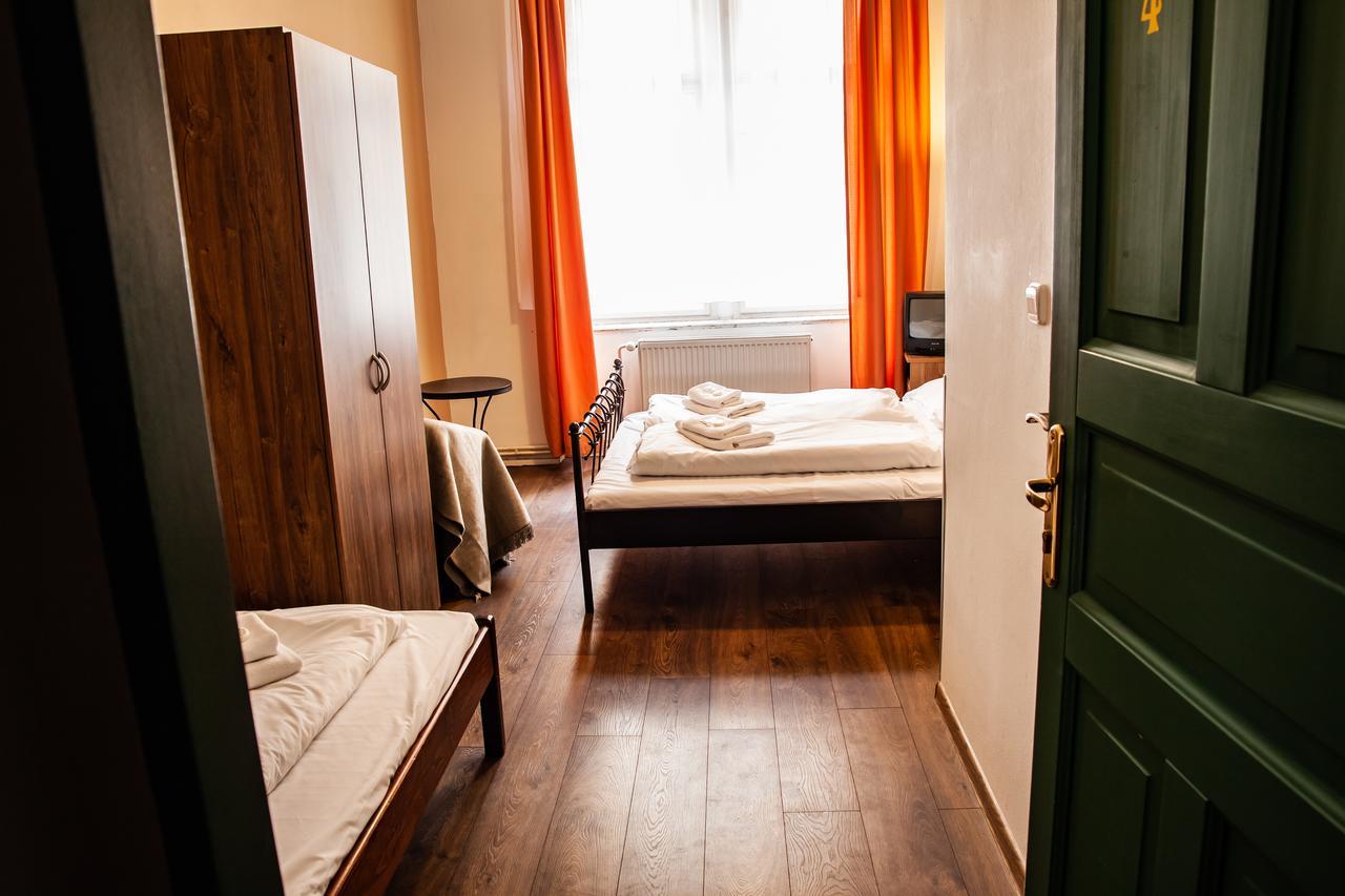 Hotel Sunflower Prague Extérieur photo